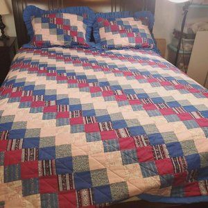 Handmade vintage Patchwork quilt 76x84 with pillow shams